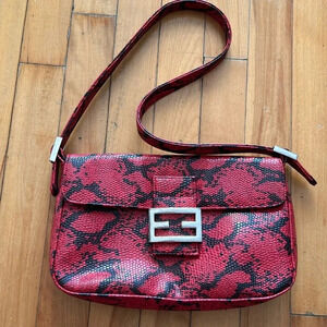 Vintage shoulder  bag y2k baguette